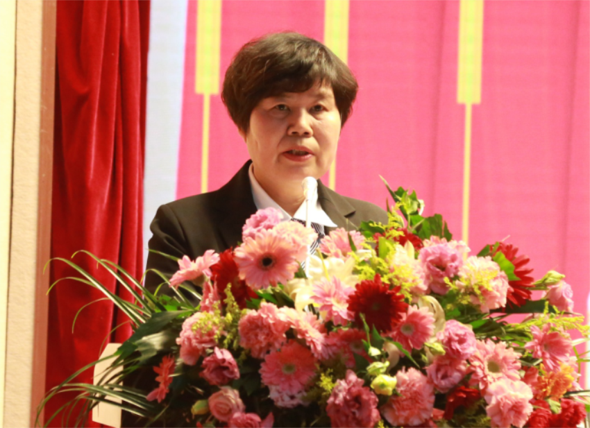 乐鱼web版登录入口第一届党委班子选举大会---徐州市树恩中学总校长薛淑萍同志致开幕辞
