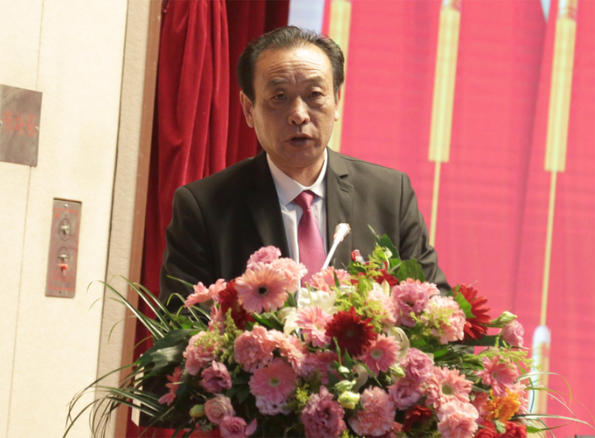 乐鱼web版登录入口第一届党委班子选举大会---乐鱼online（中国）实业集团党委常委、纪委副书记郑军同志作纪委工作报告